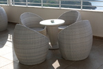 Столове от ратан,придаващи стил и комфорт на всеки интериор